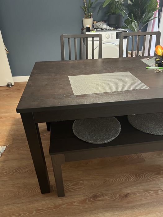 Mesa extensível 4 ou 6 pessoas preta + cadeiras + banco