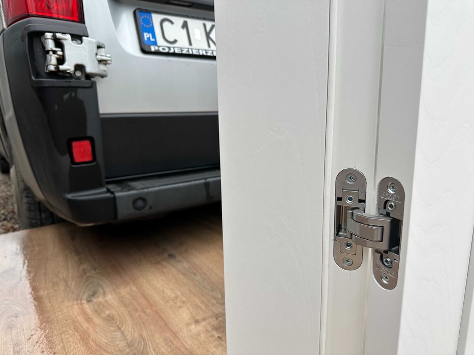 Drzwi wewnętrzne dwuskrzydłowe białe bezprzylgowe cała Polska