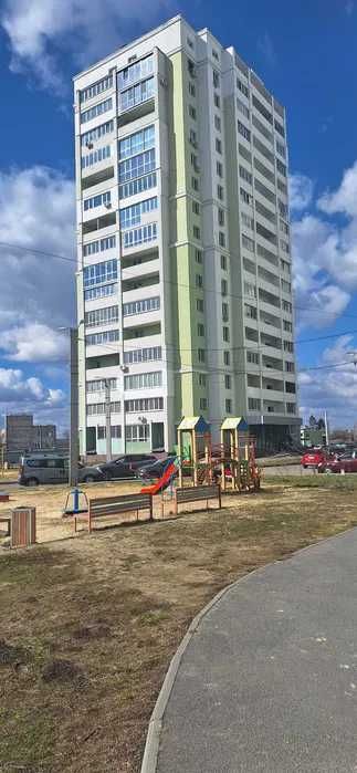 Новая 1 ком. квартира в ЖК Рогатинская Левада  (21098)