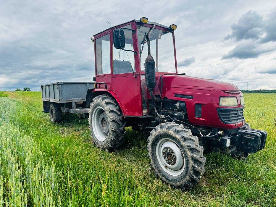 Продам трактор 35 махіндра Mahindra ( з кабіною)