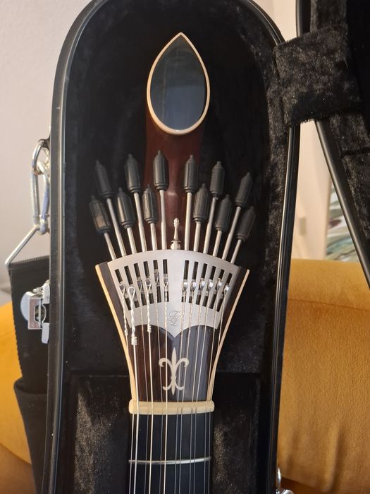 Guitarra Portuguesa - António Monteiro
