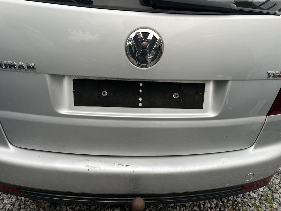 Задня ляда кришка багажника кляпа Volkswagen Touran Туран