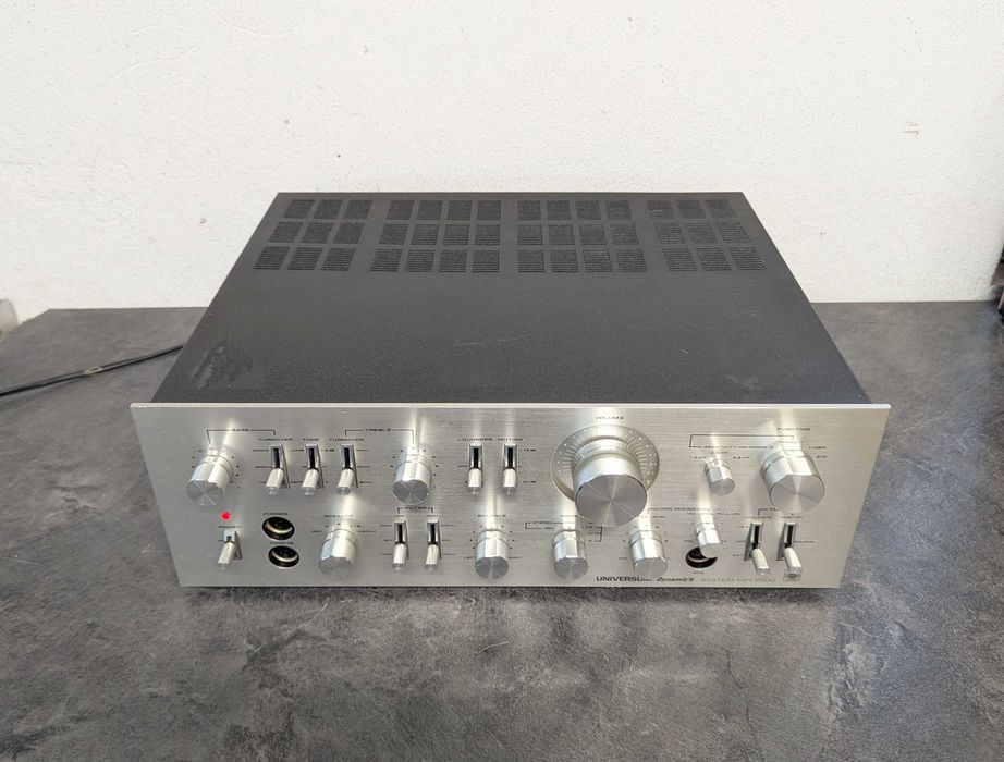 Стереопідсилювач Universum Dynamics System HiFi 2500.