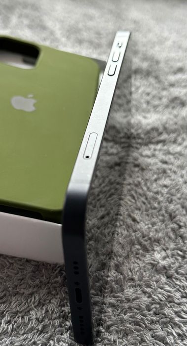 iPhone 12 black neverlock