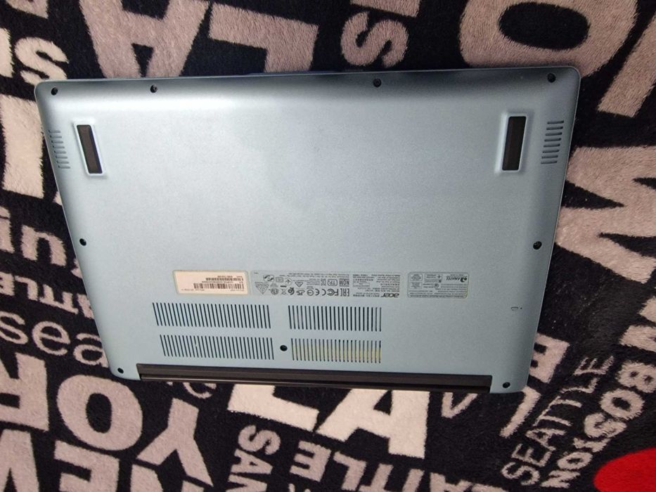 Acer Swift 3 SF314-41/Full HD/Ryzen™3 3200U/8DDR4/256GB/RX Vega 3 2GB