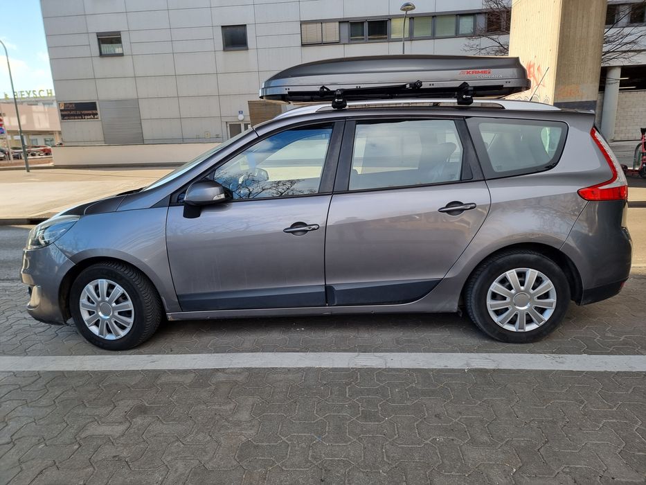 Автомобіль Renault Grand scenic 3