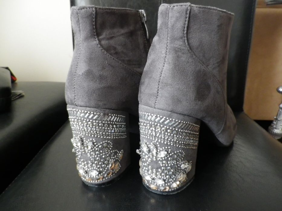 Botas Botins Cinzento Tacão Alto 39 Usadas