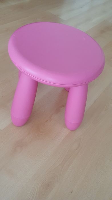 Lote Conjunto Infantil IKEA MAMMUT (1 Cadeira + 3 Bancos)