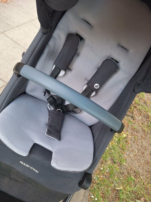 Sprzedam wozek Maxi-Cosi, stan bardzo dobry, gondola nowa z metką