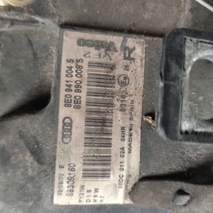 reflektor xenon 8E094`1004S  8E099`0008S przetwornica 8901`5132 a4 b6