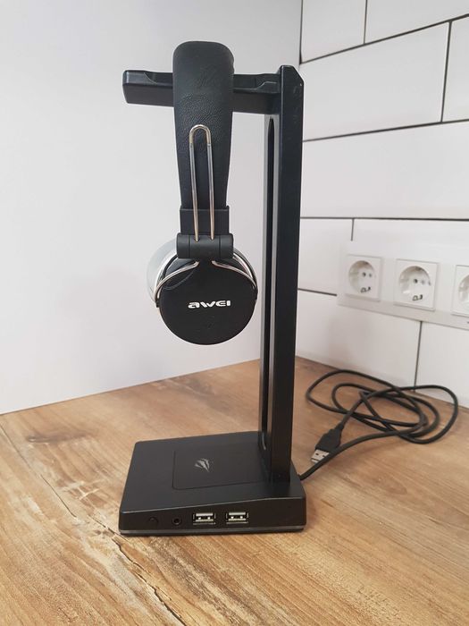 Havit Підставка для гарнітури з 2  USB, підставка для навушників RGB