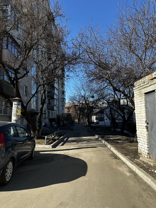 2 кімнатна квартира. Голосіївський район, проспект Науки 16