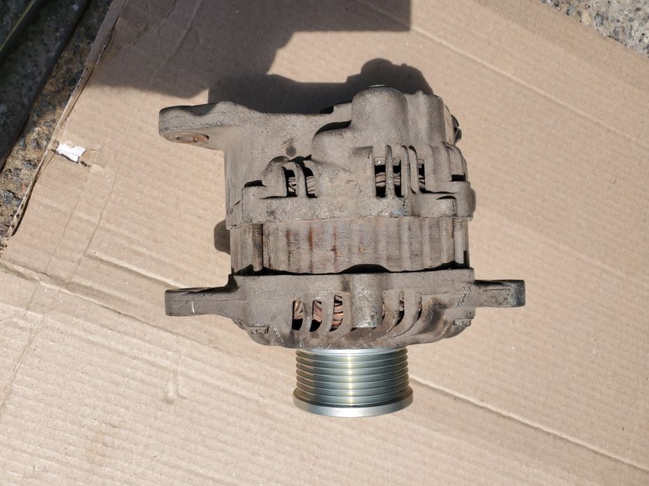 Генератор Nissan Navara D40, 2,5TDI 12V, 130A