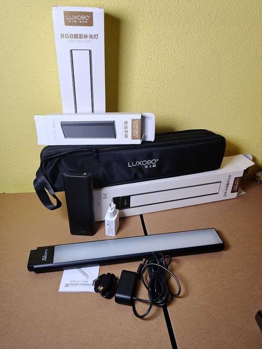 Luz LED RGB Profissional LUXCEO P6 NOVO A ESTREAR (C/ App e PowerBank)