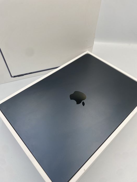 Аpple MacBook Air 13 M3 8/256 Midnight  2024