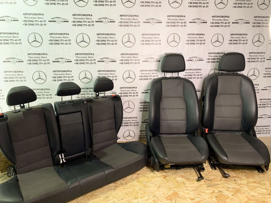 Mercedes c-klass w204 салон сідушкі карти задній діван