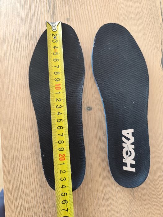 Продам кросовки HOKA новые 24размера