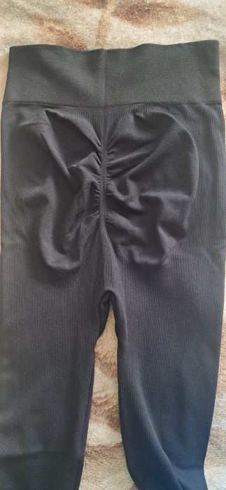 Лосини в рубчик з пуш ап Леггінси в рубчик з пуш апп ефектом лосины