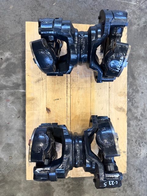 CASE STEIGER nowy wał napedowy