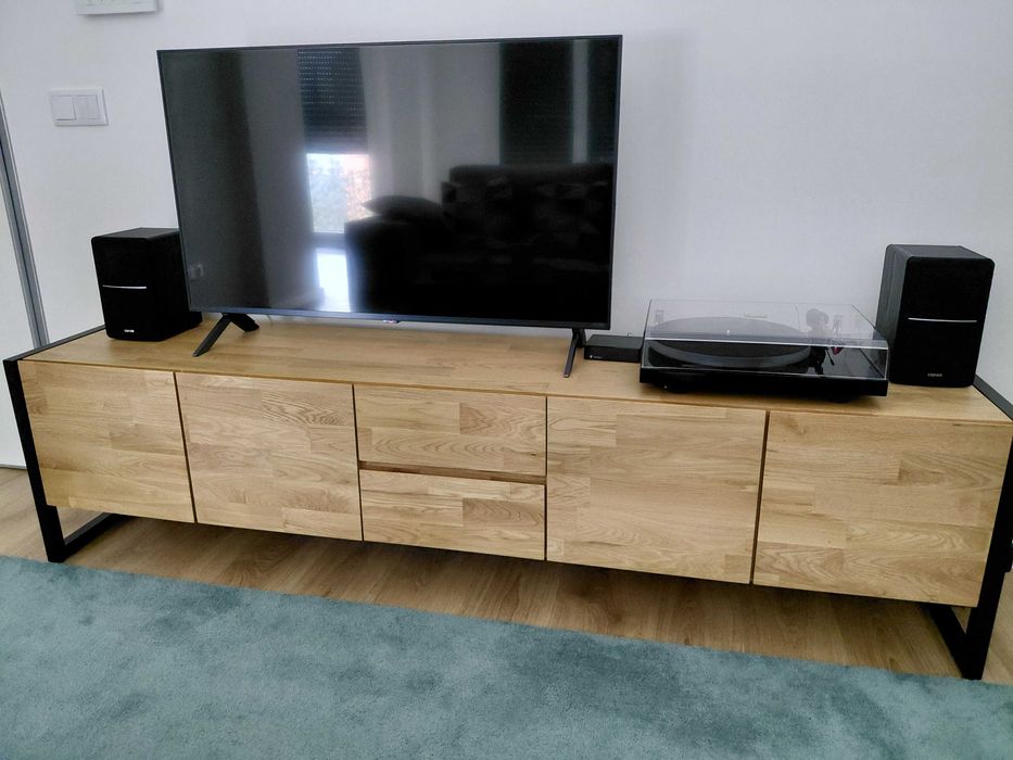 Móvel TV em madeira maciça Figueira da Foz