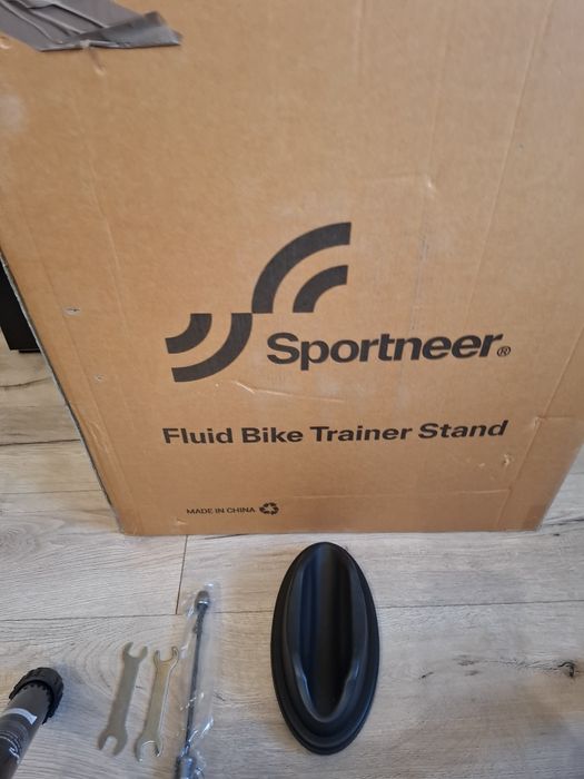 Trenażer  rowerowy  czarny Sportnee  NOWY