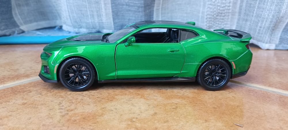 Chevrolet Camaro escala 1/24