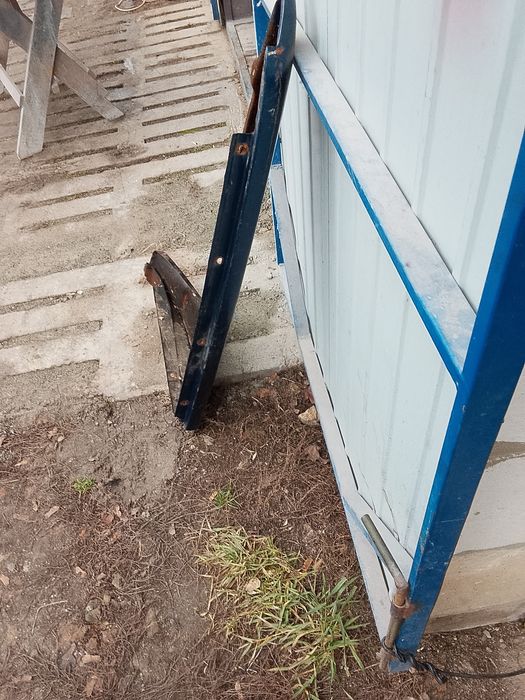 Крила ВАЗ 21099-09-08