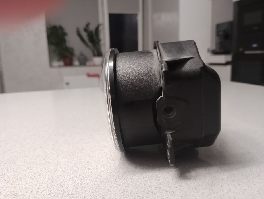 ПТФ ліва з кріпленням LED Subaru" ОРИГІНАЛ"