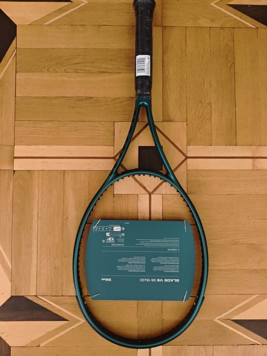 Rakieta tenisowa Wilson blade 98 v9  18/20