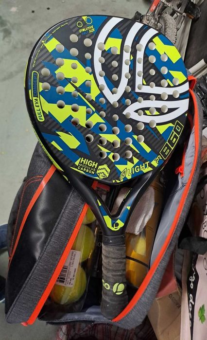 Conjunto Padel Artengo – Raquete + Saco + Bolas