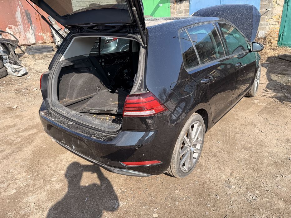 Дверь Golf 7 оригінал