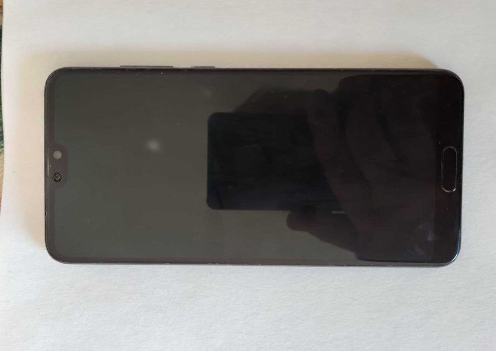 Смартфон Huawei P20 Pro