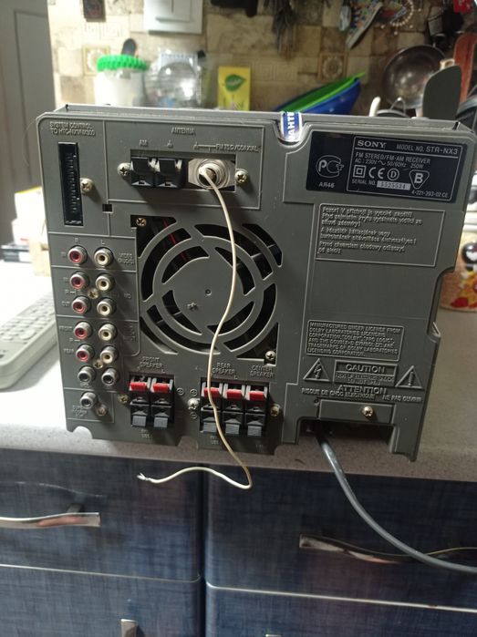 Продам усилитель с встроенным тюнером SONY