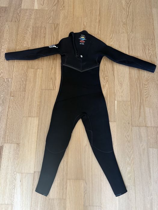 Fato de surf Rip Curl, modelo FLASH/BOMB 4/3 SEALED tamanho 8 anos.