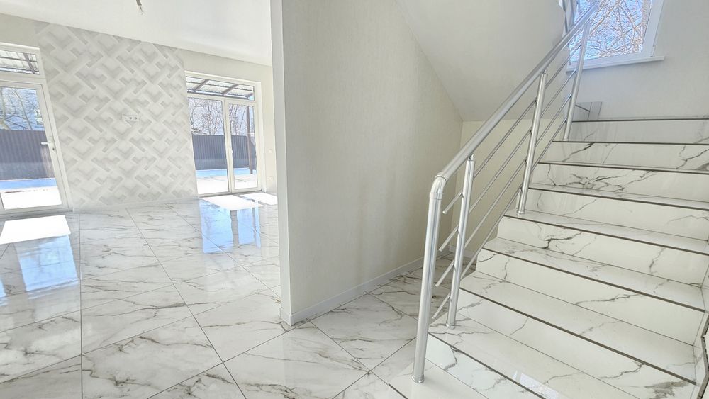 БУДИНОК 120 кв.м.з РЕМОНТОМ , Київський шлях 500 м