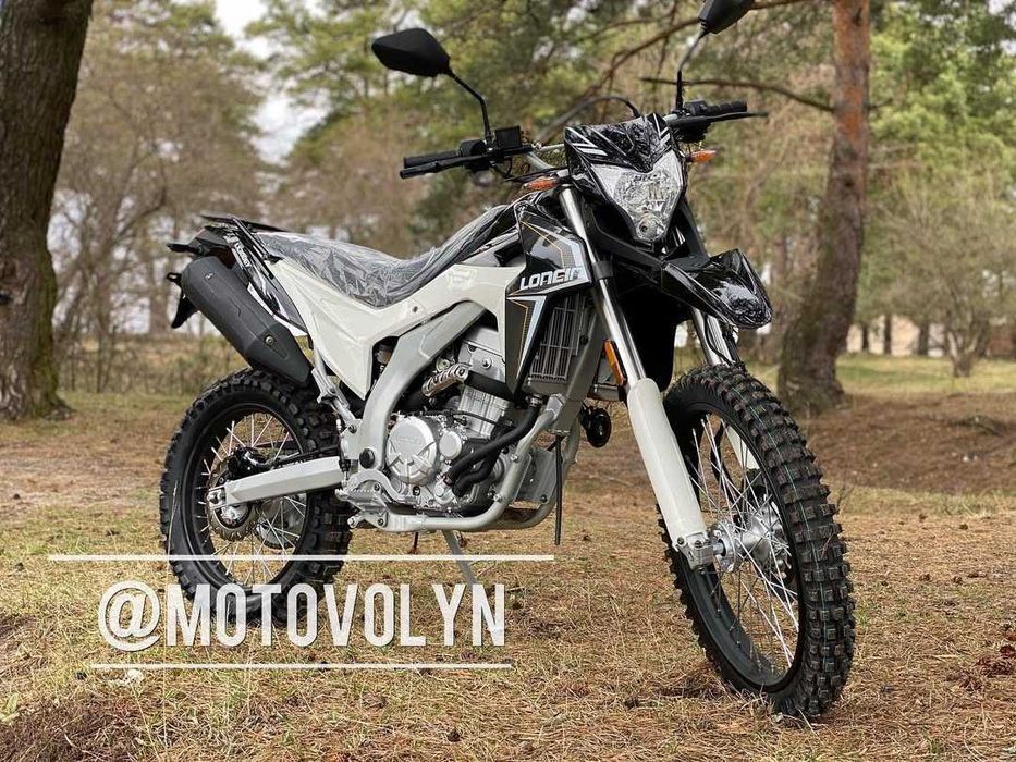 Мотоцикл LONCIN LX300GY
