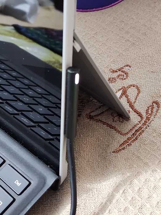 Ноутбук Microsoft Surface Pro 4-i5/8GB/256GB