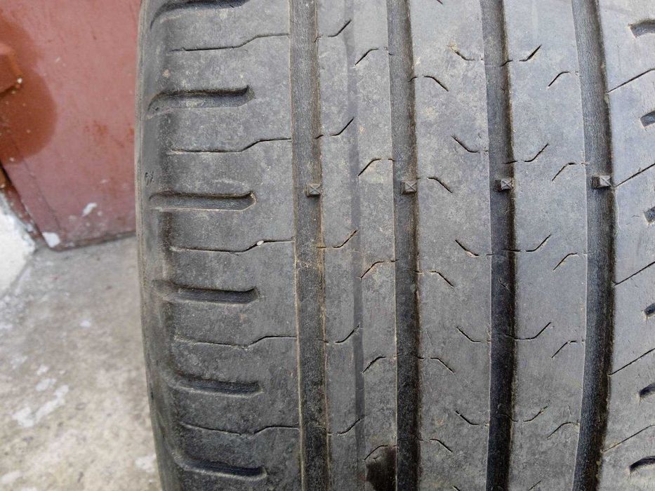 Шини автомобільні