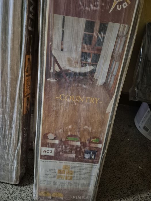 6 paczek nowych paneli ciemny brąz