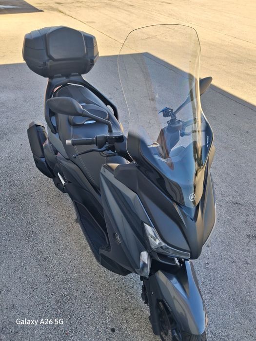 Yamaha x-max 400