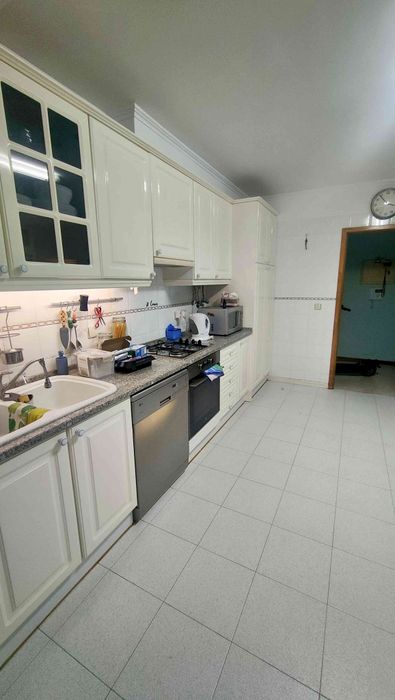 Alugo quarto em Jardim da Radial
