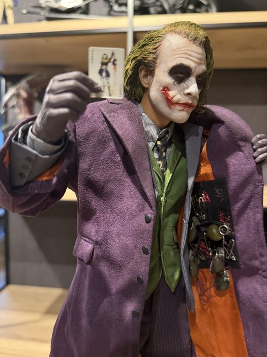 Joker Queen Studios figurka Batman artisan Ledger