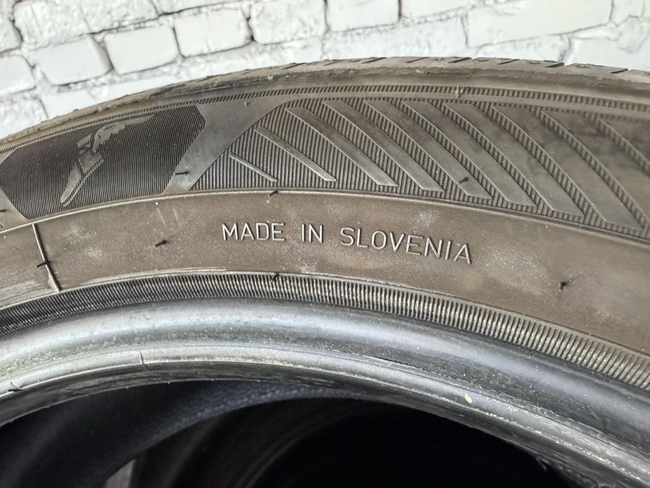 Майже нові літні шини Goodyear 215/50 R17