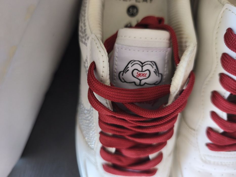 Tênis edição limitada