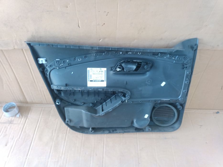 Polo 6c VI boczek prawy przód 5 drzwiowy