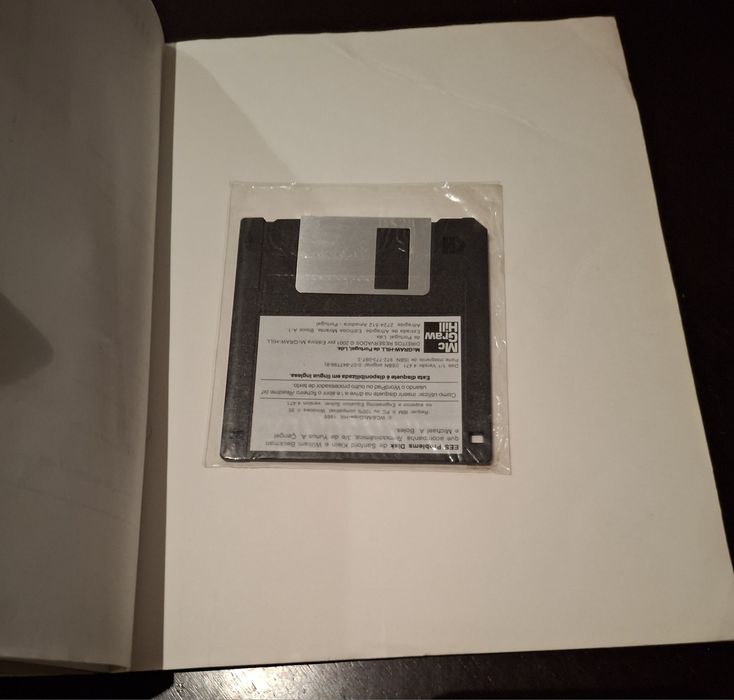 Termodinâmica - Çengel & Boles (3ª Edição) - Como Novo + Software Orig