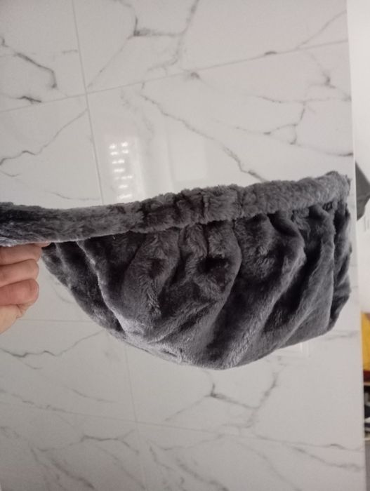 Legowisko wiszące dla kota