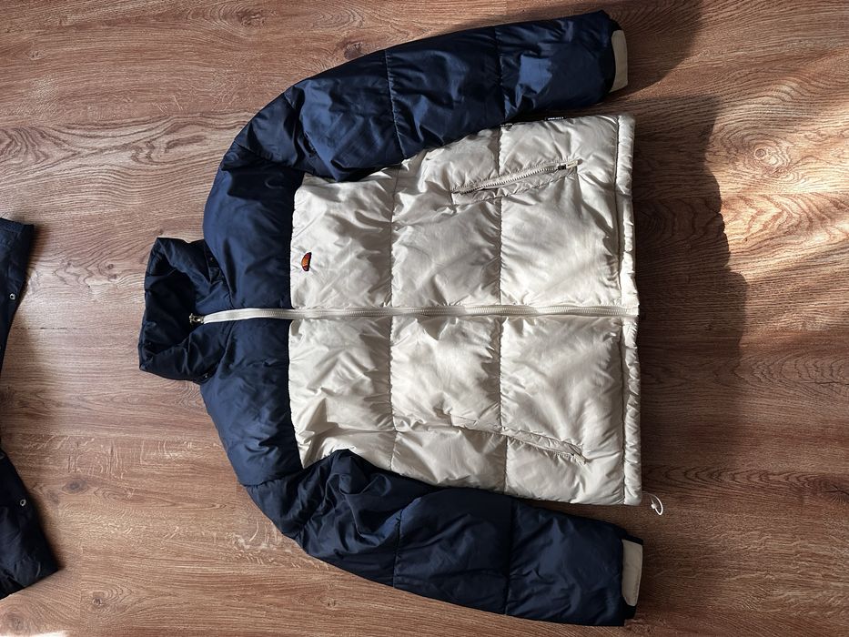 Куртка ellesse розмір М