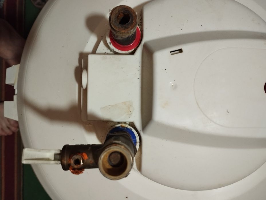 Водонагреватель на запчасти