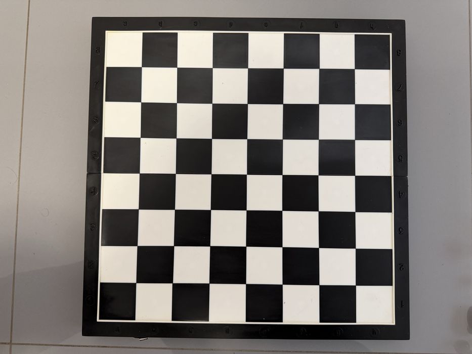 Шахи, шахмати Київпластмас